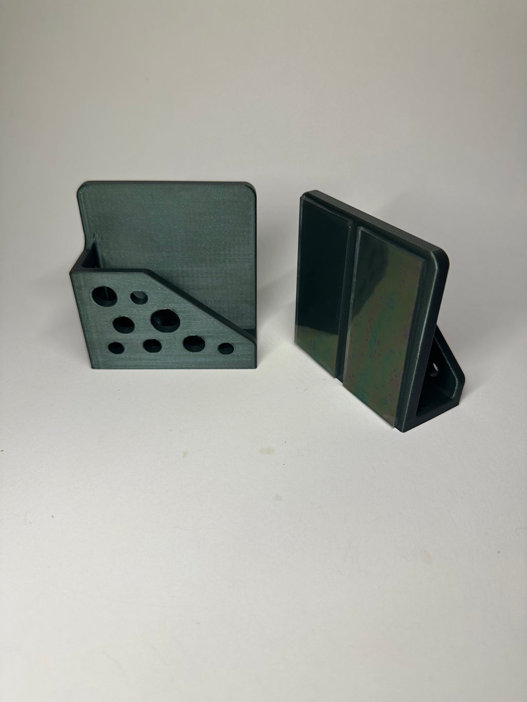 Cutting Board Mount - Corners